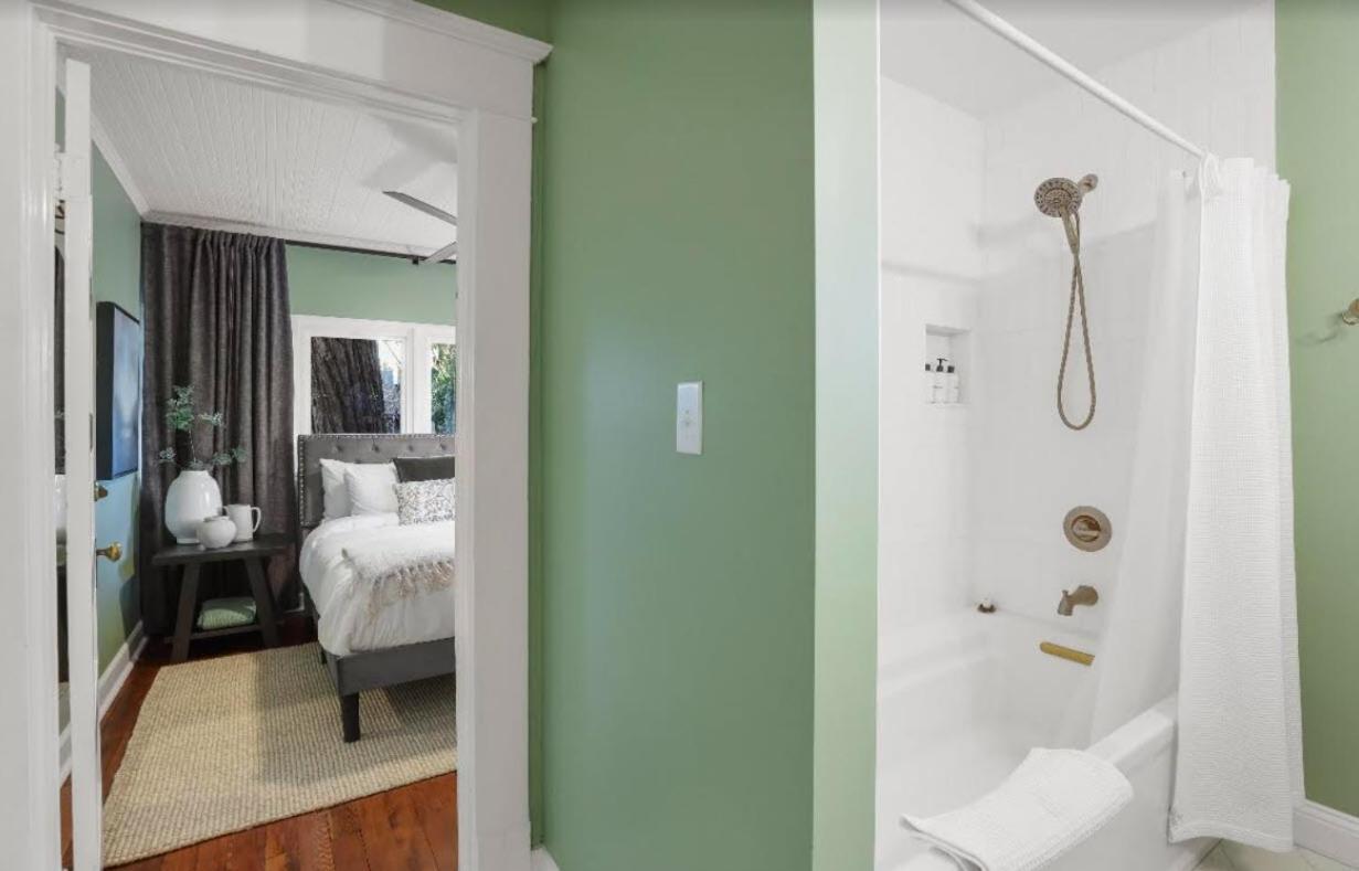 Grape Escape Inn & Suites Lodi Ngoại thất bức ảnh