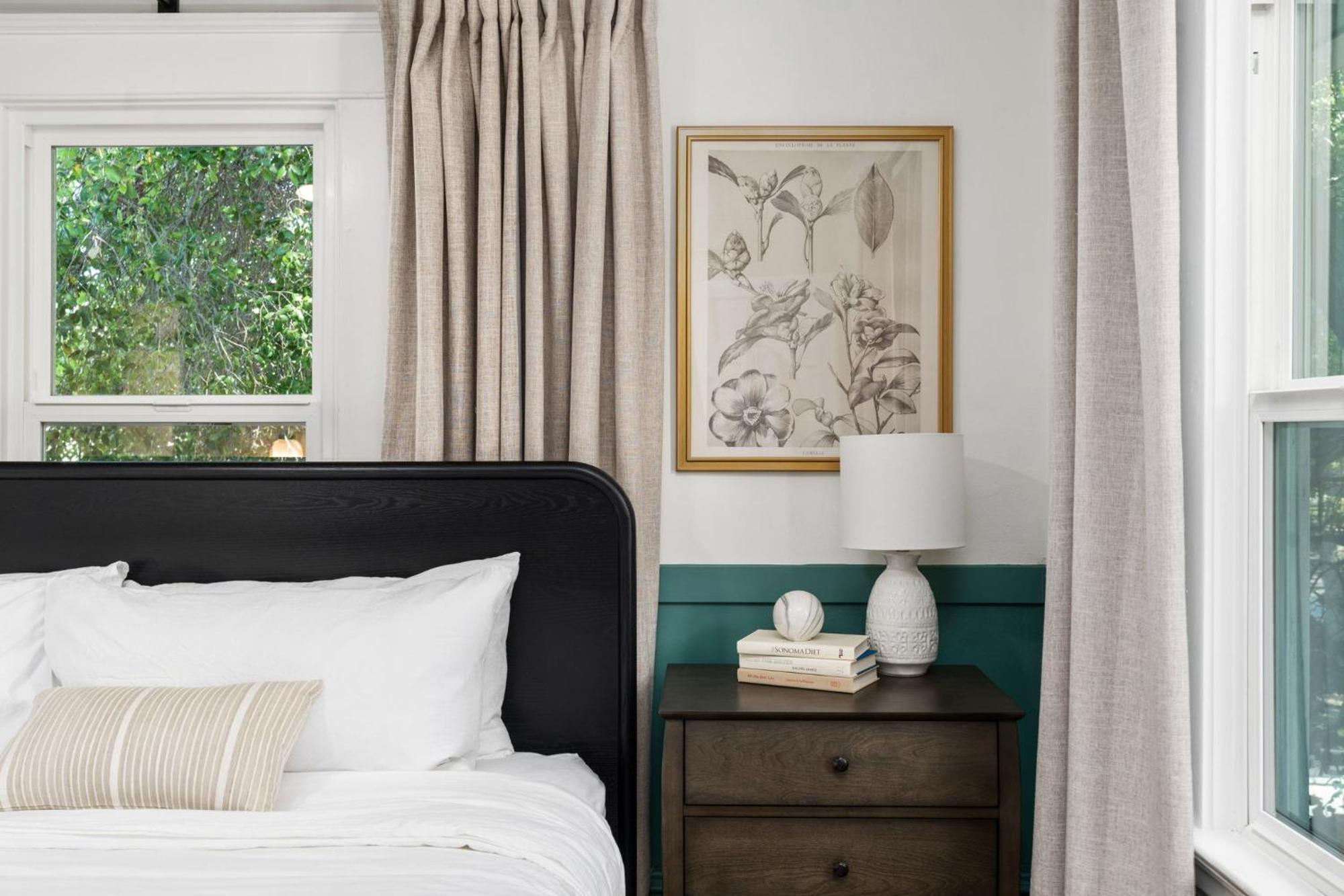 Grape Escape Inn & Suites Lodi Ngoại thất bức ảnh
